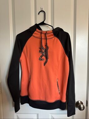 Browning Women's Small Orange Black Camo Hoodie Buckmark Pullover Sweatshirt